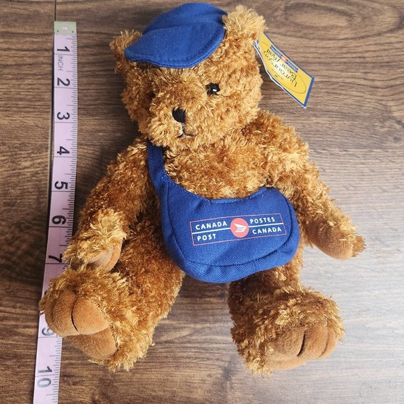 Hallmark Canada Post Bear with Tags - Picture 3 of 3
